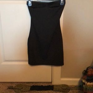 Cute, short, strapless Black Dress includes Belt!!
